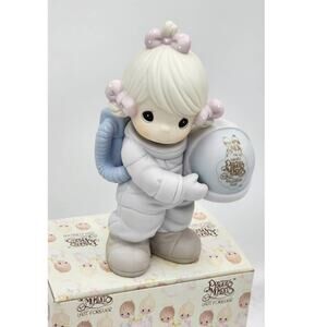 Precious Moments Figurine The Club That's Out Of This World Vintage W/Box Tags